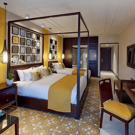 Allegro Hoi An . A Little Luxury Hotel & Spa Bagian luar foto A suite at the Taj Bengal