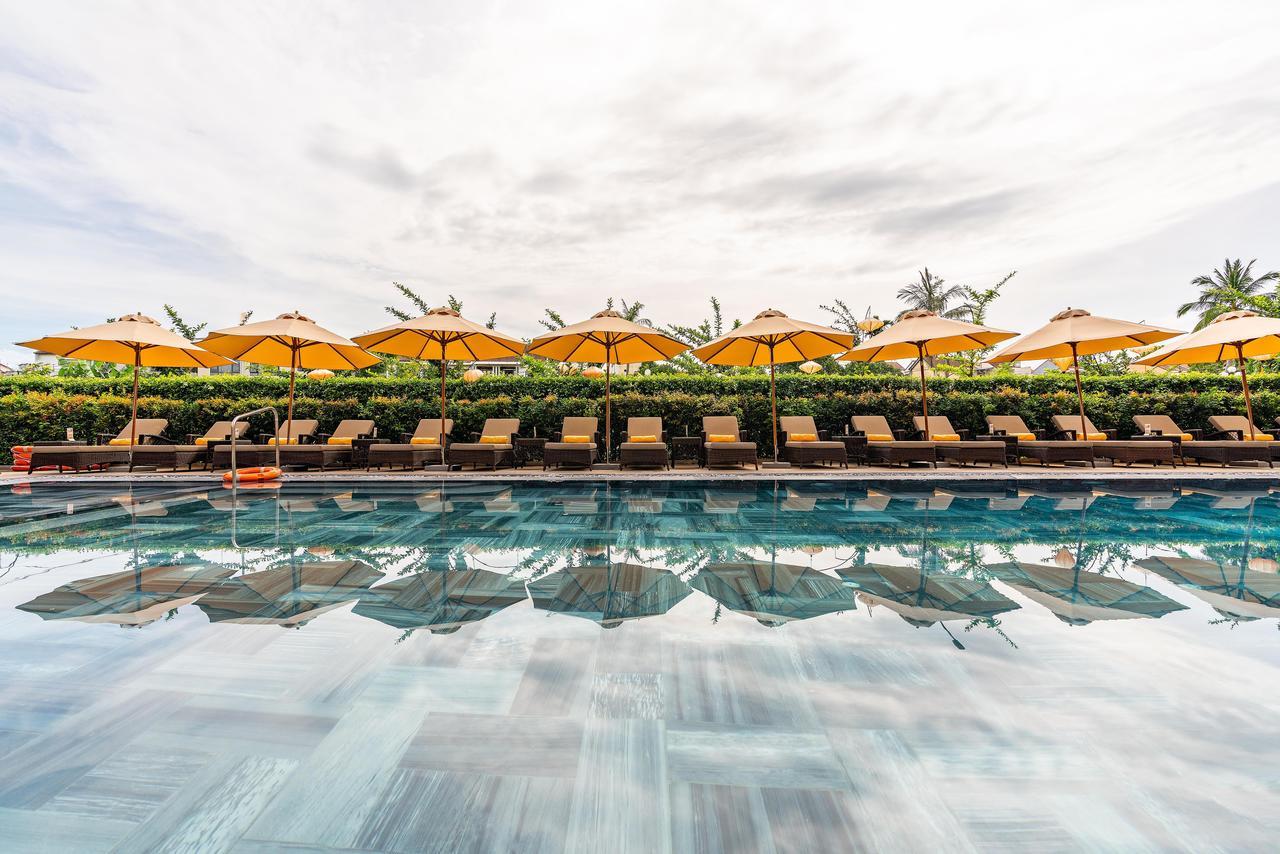 Allegro Hoi An . A Little Luxury Hotel & Spa Bagian luar foto The swimming pool at the hotel